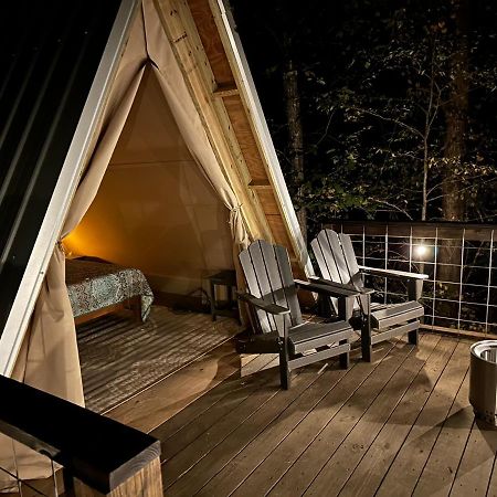 Bohamia - Cozy A-Frame Glamp On 268 Acre Forest Retreat تالاديغا المظهر الخارجي الصورة